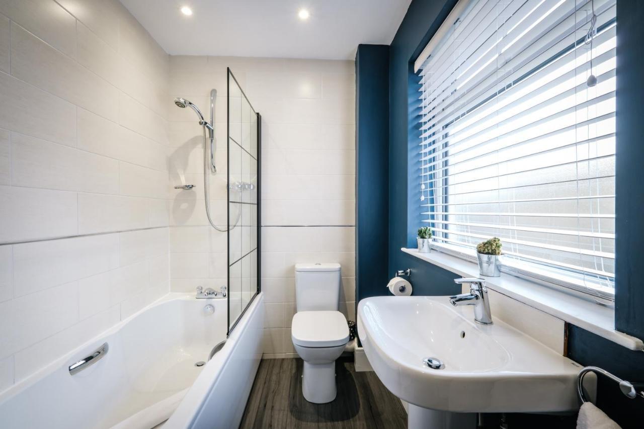 Rockside - Luxury 1 Bedroom Home With Hot Tub, Central Location, Parking And Pet Friendly ويندرمير المظهر الخارجي الصورة
