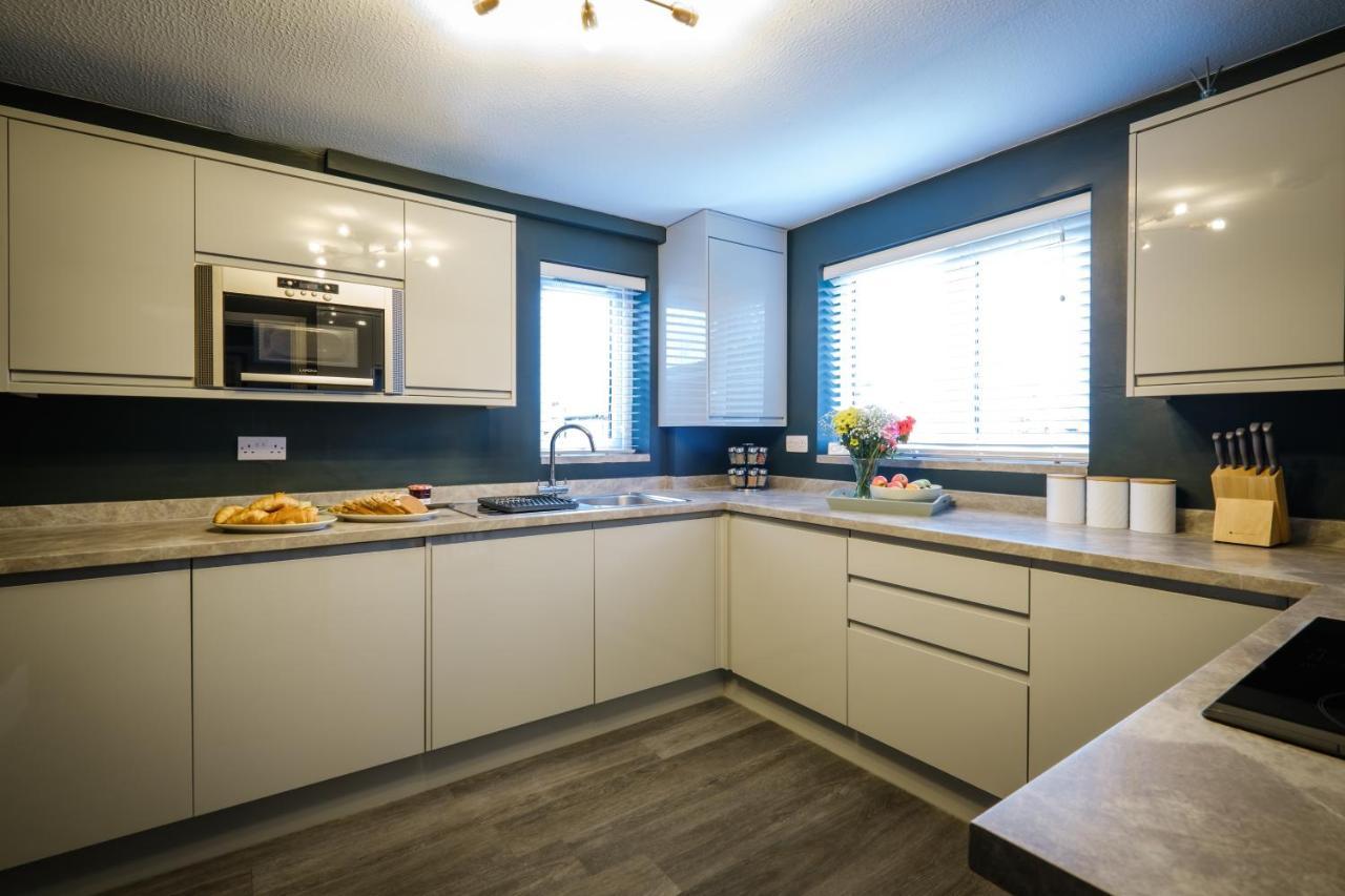 Rockside - Luxury 1 Bedroom Home With Hot Tub, Central Location, Parking And Pet Friendly ويندرمير المظهر الخارجي الصورة